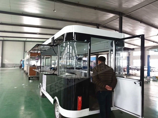 Camion alimentaire mobile pour l'huile de cuisson Trailer fast food Restaurant Taco Carton alimentaire de concession