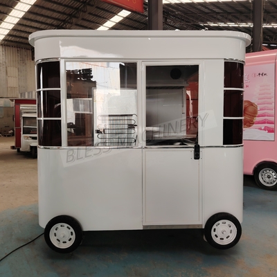 Matériau brut farine camion alimentaire mobile avec une capacité de 600 kg et équipement de cuisine complet