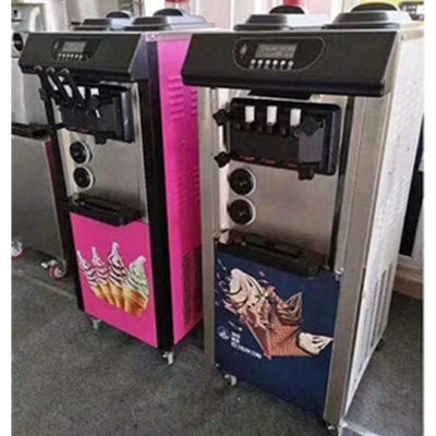 Machine à glaces douces avec 3 saveurs et 1 mélange Capacité 120 kg