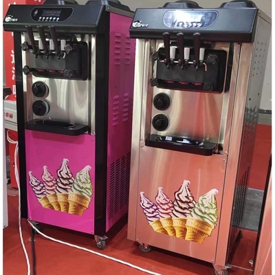Machine à glaces douces avec 3 saveurs et 1 mélange Capacité 120 kg