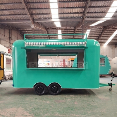 Camion alimentaire mobile en acier inoxydable en Europe avec cuisine complète et longue durée de vie
