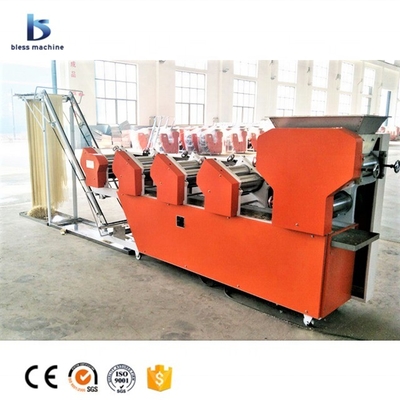 Machine électrique de fabrication de nouilles pour votre restaurant Largeur de nouilles 2 mm / 3 mm / 5 mm / 10 mm / 20 mm