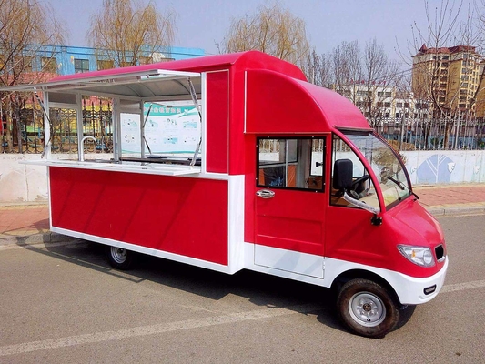 Un camion de nourriture mobile entièrement équipé pour les amateurs de collations partout