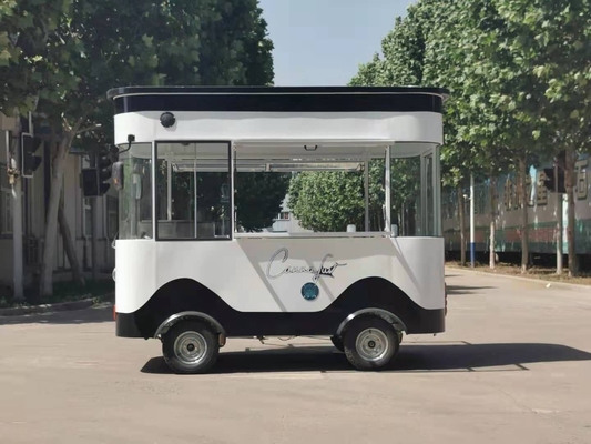 Spécifications de la variété Camion de restauration rapide mobile avec matière première de lait noir personnalisée