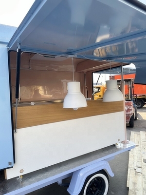 Équipement personnalisé Modern Food Crepes Trailer pour la meilleure vente 35km-75km/h Vitesse