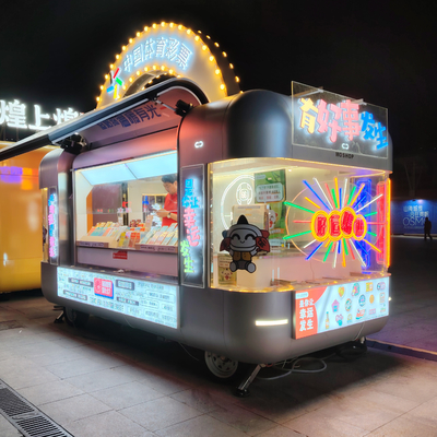 Type 2024 Vente de rue de remorque alimentaire mobile avec tension de cuisine complète 110v/220v