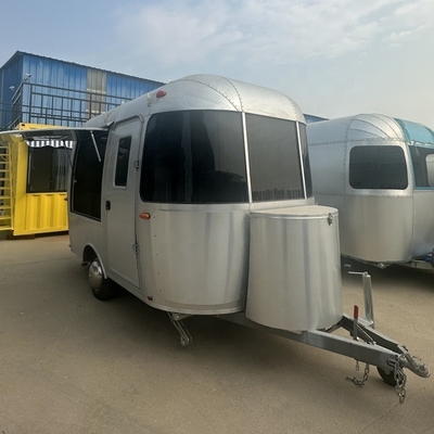 110V/220V Voltage Cuisine extérieure Fast-Food Truck Trailer avec équipement de cuisson