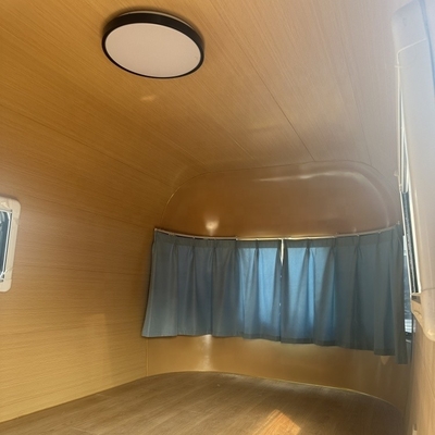 110V/220V Voltage Cuisine extérieure Fast-Food Truck Trailer avec équipement de cuisson