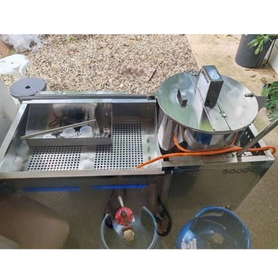 24 mois de garantie Super Performance Popcorn Machine pour la production de collations à base d'huile de maïs