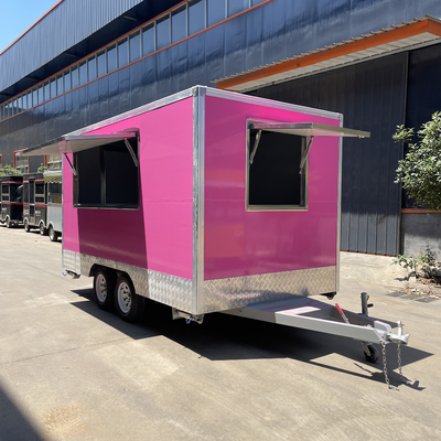 Appareil de traction de nourriture rapide à mobilité carrée multifonctionnelle pour usines de transformation de viande