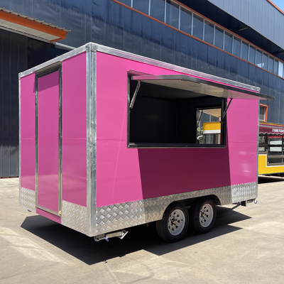 Appareil de traction de nourriture rapide à mobilité carrée multifonctionnelle pour usines de transformation de viande