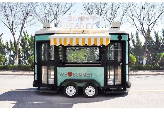 Camion de restauration rapide mobile avec matière première de blé et café chaud