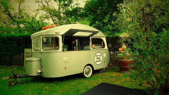Une remorque à panier d'occasion de conception moderne avec une puissance de 1,5 kW à 4,5 kW