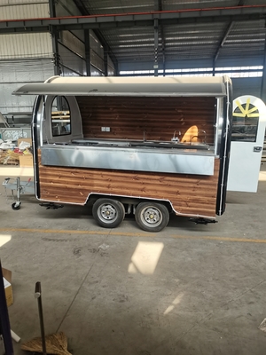 Améliorez votre entreprise avec notre camion alimentaire personnalisé bar à eau et voiture de thé au lait