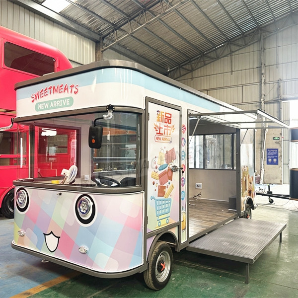 Chariot électrique Mobile Snack Pain Food Truck pour les domaines du vin et des boissons alimentaires