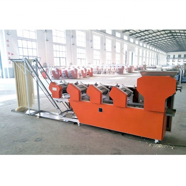 Fabricant professionnel de nouilles Udon 150-800 kg/h Capacité 2 mm/3 mm/5 mm/10 mm/20 mm Largeur de nouilles