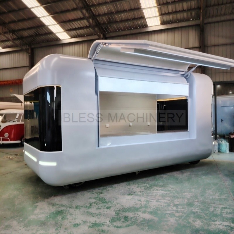 2500W-5000W camions de restauration rétro entièrement équipés camionnette hamburger avec fournitures de crème glacée de rue