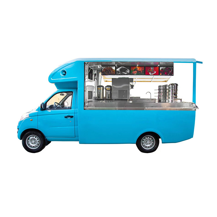 Un camion de nourriture mobile entièrement équipé pour les amateurs de collations partout